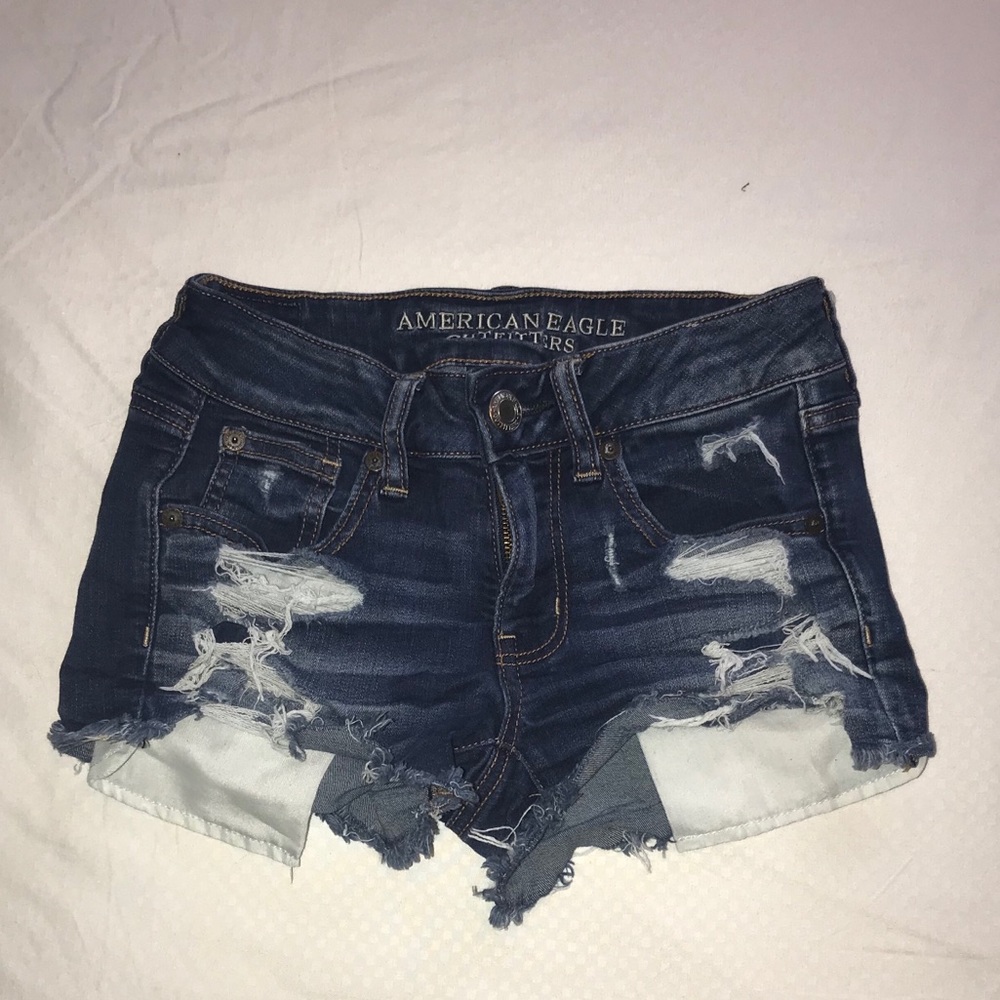 AEO Shortie Ripped Shorts